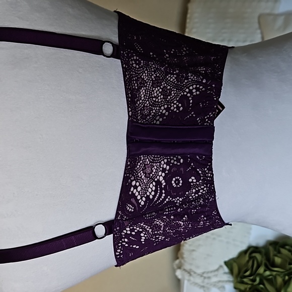 Victoria's Secret Very Sexy Unlined Plunge High Neck Purple Lace Bra 36DD NWOT - Picture 4 of 8